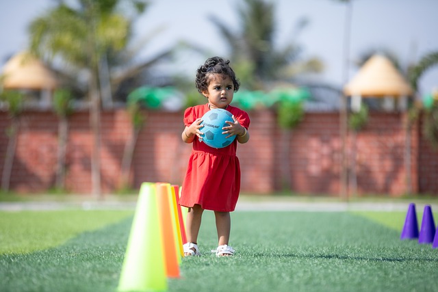形成鲜明反 形成鲜明反
